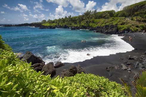 8.000 Wisatawan Serbu Hawaii pada Hari Pertama Pembukaan Pariwisata Tanpa Karantina