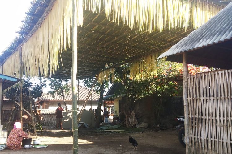 Klansah tenda tradisional untuk para jamaah haji di Lombok, Nusa Tenggara Barat.