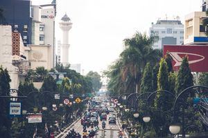 Dentuman Keras dan Gemuruh terdengar di Bandung, Tembok dan Kaca Bergetar
