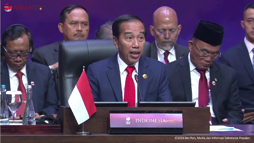 Ajak Negara Mitra ASEAN Kerja Sama, Jokowi: Samudra Dunia Terlalu Luas Dilayari Sendiri