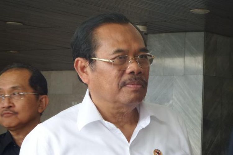 Jaksa Agung Muhammad Prasetyo di Kompleks Parlemen, Senayan, Jakarta, Selasa (6/12/2016)
