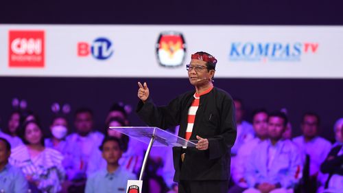 Agenda Kampanye Paslon 3 Hari Ini: Ganjar Internal, Mahfud MD Keliling NTB
