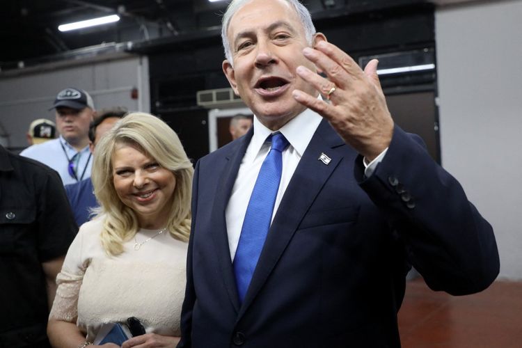 [KLARIFIKASI] Foto Keliru dan Manipulatif Anak dan Istri Netanyahu Berlibur di Miami