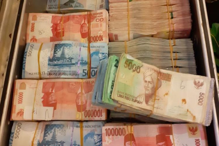 Uang rupiah palsu yang dimusnahkan Bank Indonesia dan Polri di Jakarta, Rabu (26/2/2020).