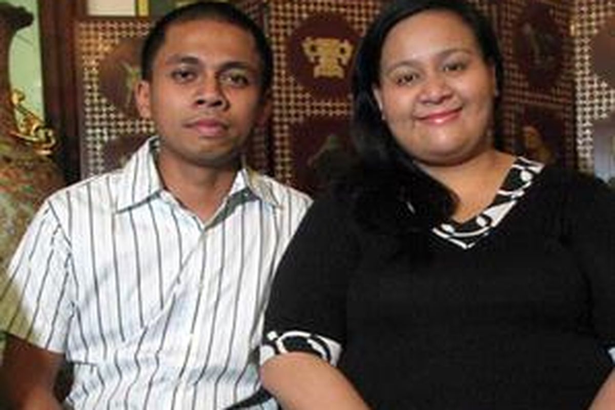 Gusti Raden Ajeng Nurkamnari Dewi, puteri ketiga Sultan Hamengku Buwono X, (kanan) akan melangsungkan pernikahan dengan Kanjeng Raden Tumenggung Purbodiningrat pada 9 Mei mendatang di Masjid Panepen. Prosesi acara akan diawali tanggal 8 Mei dan diakhiri tanggal 10 Mei.