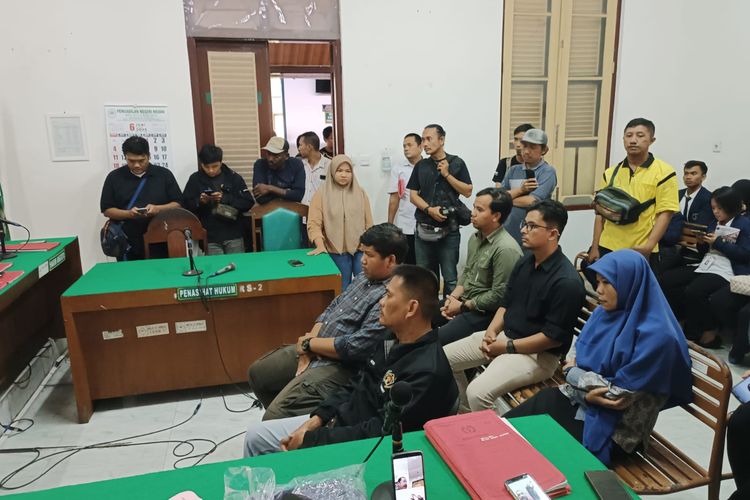Suasana sidang tindak kekerasan dan penghalangan wartawan yang dilakukan, terdakwa Rakes di Pengadilan Negeri Medan,Selasa (14/6/2023).
