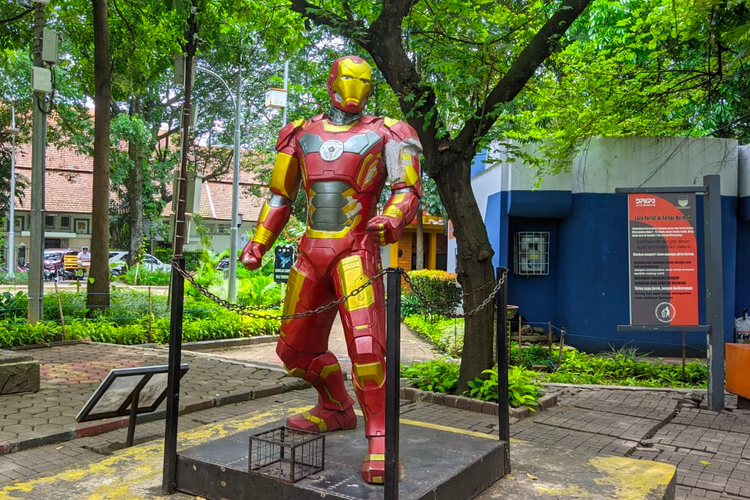 Taman Superhero di Bandung, salah satu taman gratis di Bandung. 