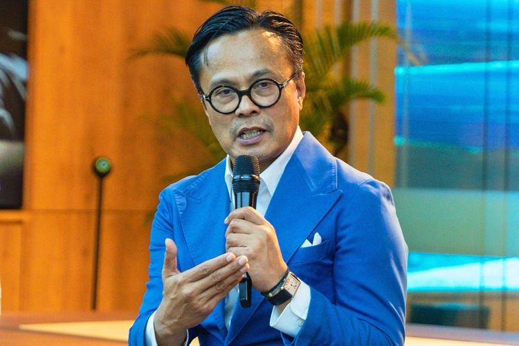 Siapa Dony Oskaria, Plt Menteri BUMN yang Ditunjuk Presiden Prabowo?