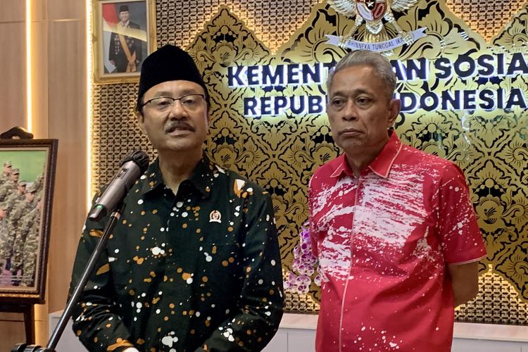 Klarifikasi Gus Ipul soal Foto Bareng Khofifah Beri Sepatu Rp 27 Miliar ke Siswa Sekolah Rakyat