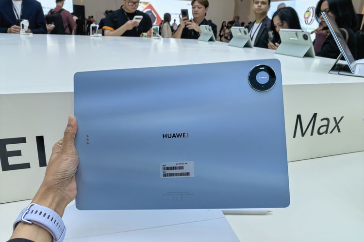 Tampilan belakang Huawei MatePad Pro Max