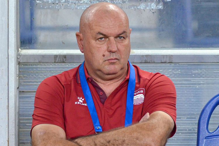 Pelatih Persib Bandung Bojan Hodak punya rekor bagus saat menghadapi Bali United di Super League 2025-2026. 