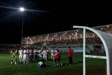 Lampu Stadion Seharga Rp 9 Miliar Padam, Laga Sepak Bola Porprov Jawa Timur Ditunda