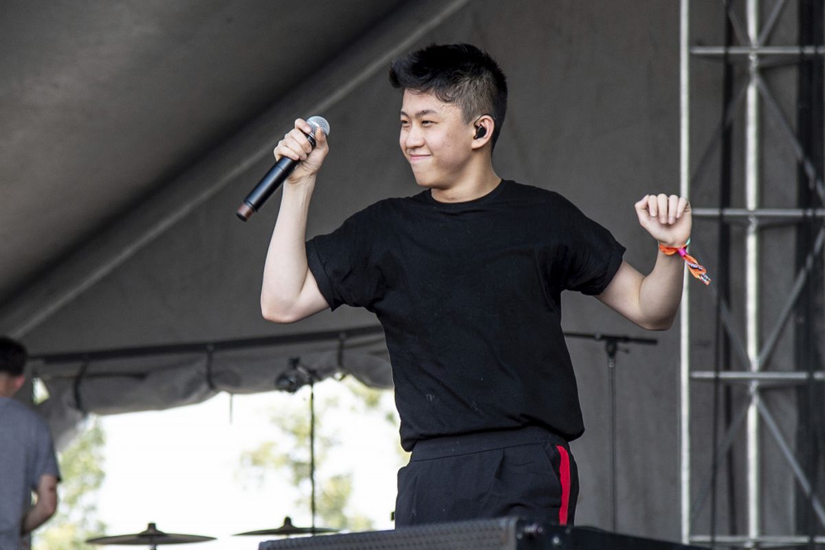 Rich Brian tampil di Bonnaroo Music and Arts Festival di Manchester, Tennessee, Amerika Serikat, pada 10 Juni 2018.