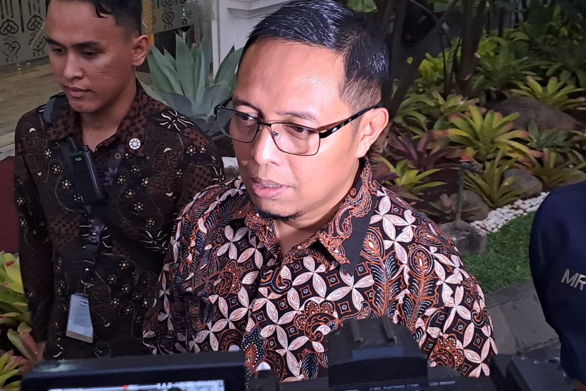 Istana Sebut Prabowo Perintahkan Menteri Pakai Maung Saat Retreat di Akmil