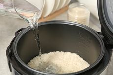 5 Langkah Tepat Membersihkan Rice Cooker agar Awet dan Bebas Bau