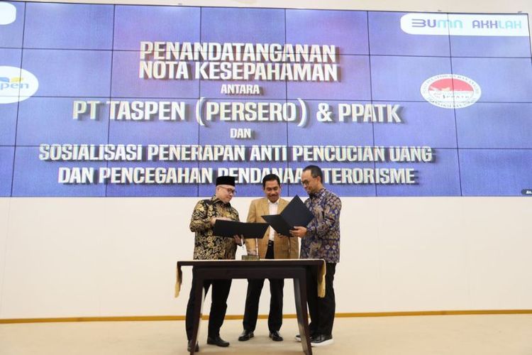 Taspen dan PPATK tandatangani nota kesepahaman tentang Pencegahan dan Pemberantasan Tindak Pidana Pencucian Uang di Auditorium Kantor Pusat Taspen, Jakarta, Rabu (12/10/2022)