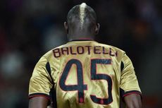 Balotelli Gembira Seedorf Jadi Pelatih Milan