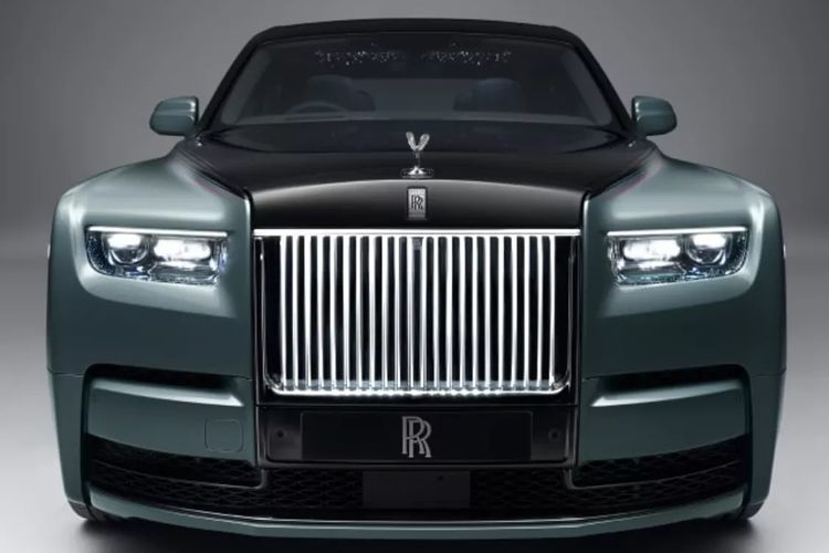 Rolls-Royce Phantom