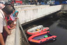 Buaya 2 Meter di Kali Grorol Lolos dari Perangkap Jaring