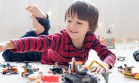 Kenapa Orang Dewasa Tidak Bermain seperti Anak-anak?