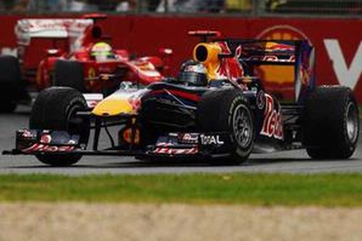 Vettel teercepat sementara sampai Q2