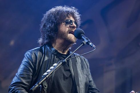 Lirik dan Chord Lagu Save Me Now - Jeff Lynne