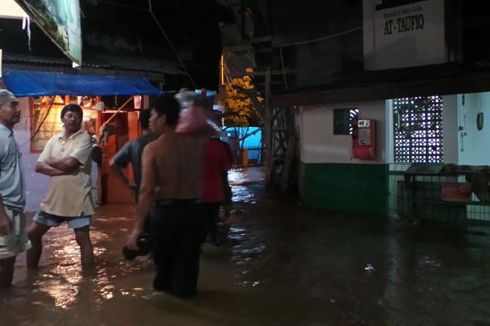 Warga Ingin Sungai Ciliwung Segera Dinormalisasi