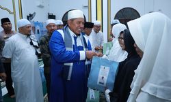 Safari Ramadhan di Selat Guntung, Bupati Alfedri Ingatkan Masyarakat untuk Tunaikan Zakat