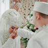 Urutan Wali Nikah Perempuan Menurut Syariat Islam, Siapa Saja? 