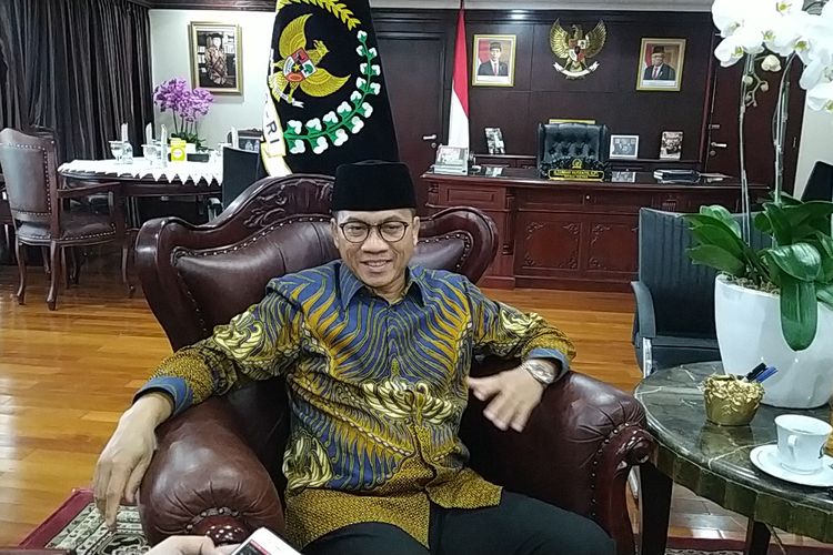 Wakil Ketua Umum PAN Yandri Susanto saat ditemui di ruang kerjanya di Gedung DPR/MPR, Senayan, Jakarta, Selasa (19/7/2022). 
