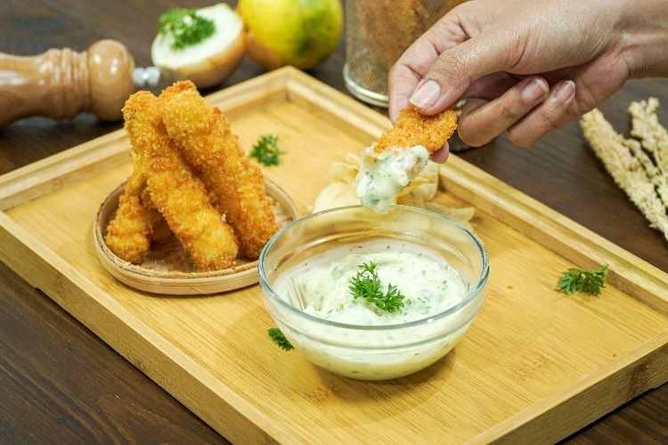 Ikan katsu saus tartar ala Foodplace. 