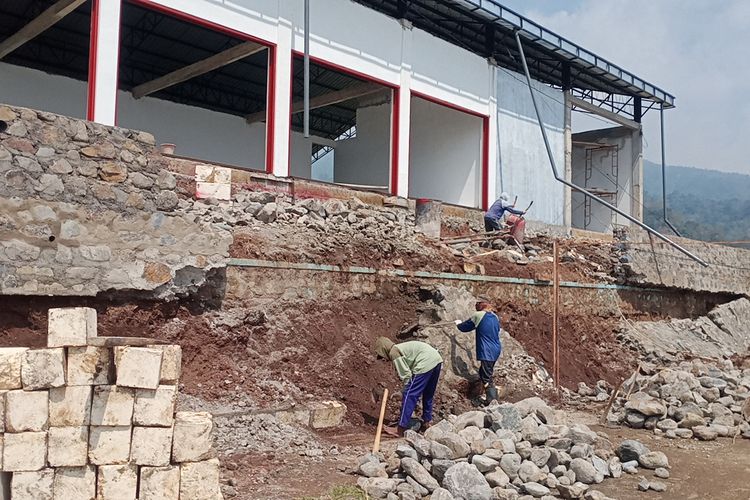 Talud Proyek Koperasi Desa di Pati Ambrol Tergerus Hujan, Kodim: Langsung Diperbaiki