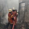 Kompor Tersenggol Saat Memasak, Rumah di Surabaya Hangus Terbakar