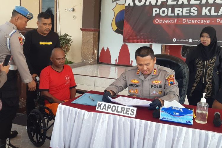 Kapolres Klaten, AKBP Warsono memberikan keterangan dalam konferensi pers kasus penembakan di Mapolres Klaten, Jawa Tengah, Selasa (13/8/2024).