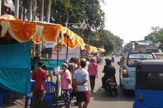 Keterbatasan Tempat, 3 TPS Dibangun di Pinggir Jalan Raya