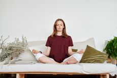 Meditasi Mindfulness Bisa Bantu Atasi Insomnia