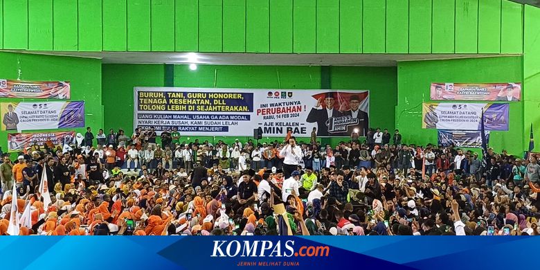 Lautan Massa Sambut Anies Saat Kampanye di Serang Banten