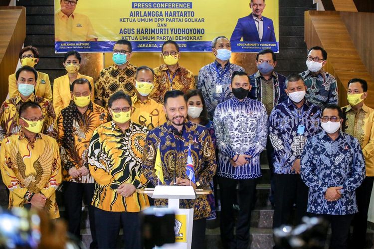 AHY bertemu Airlangga Hartarto di kantor DPP Golkar, Jakarta, Kamis (25/6/2020) malam.