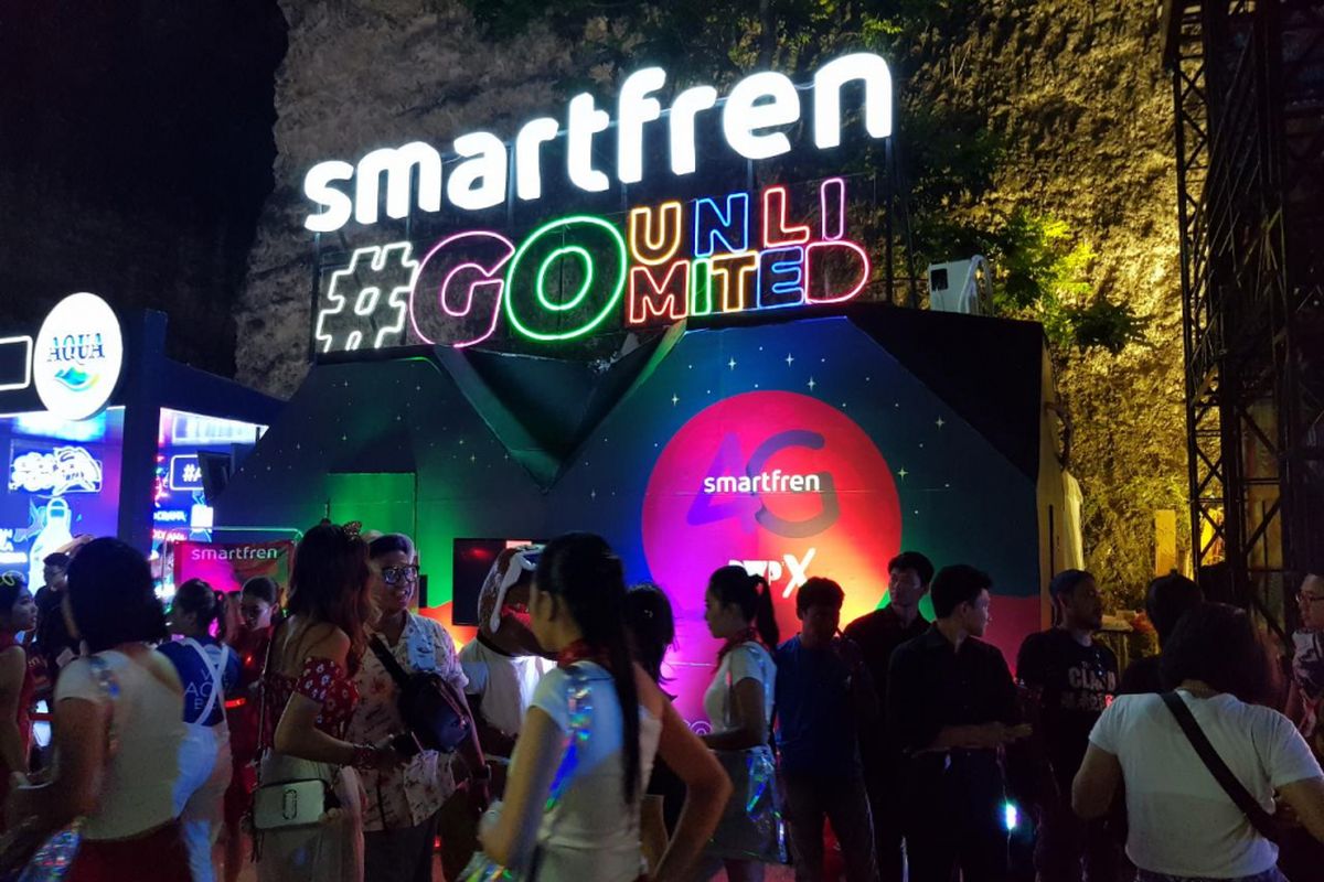 Booth Smartfren Go Unlimited di DWPX, Bali.