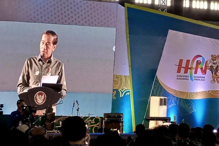 Presiden Joko Widodo menghadiri puncak acara peringatan Hari Pers Nasional (HPN) 2023 di Gedung Serbaguna, Kabupaten Deliserdang, Sumatra Utara, Kamis (9/2/2022)  