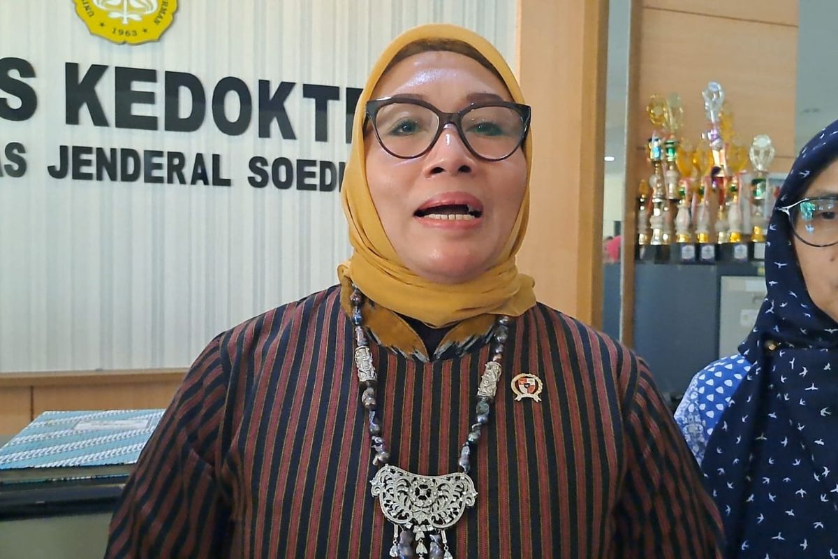 Menteri Pemberdayaan Perempuan dan Perlindungan Anak (PPPA), Arifah Fauzi di Fakultas Kedokteran Universitas Jenderal Soedirman (Unsoed), Purwokerto, Kabupaten Banyumas, Jawa Tengah, Kamis (25/9/2025).