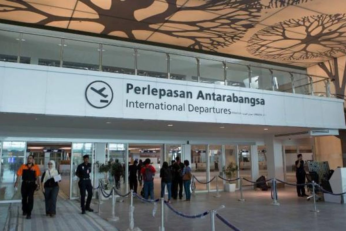 Bandara Internasional Kuala Lumpur (Kuala Lumpur International Airport/KLIA), Malaysia.