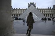 Wanita Tersangka Perampokan Museum Louvre Menangis Saat Sidang, Khawatirkan Anaknya