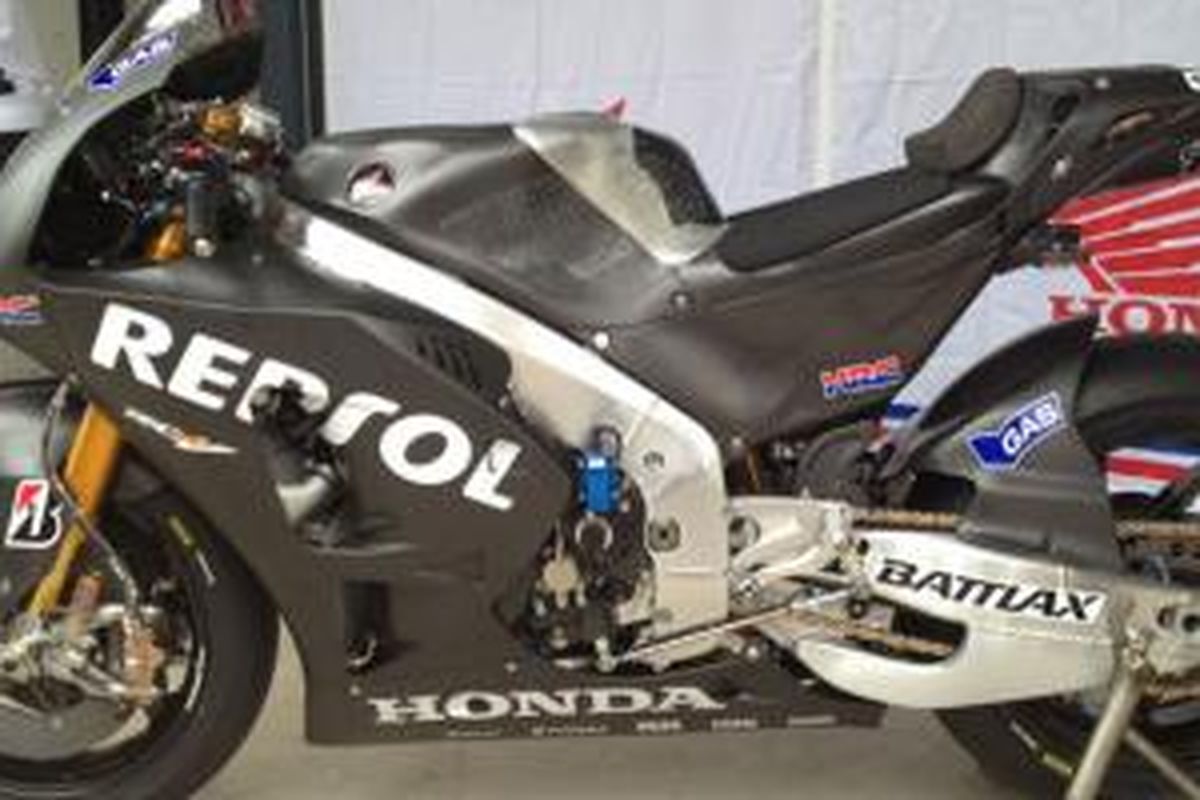Honda RC213V-RS akan menggantikan Honda RCV1000R yang kekurangan tenaga untuk musim balap MotoGP 2015.