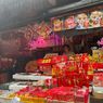 Semarak Imlek di Semarang, Penjualan Angpao Bergambar Ular Laris Manis