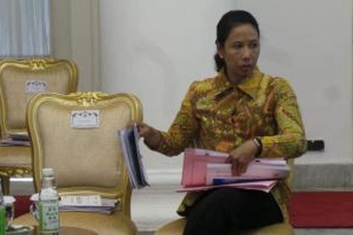 Menteri BUMN Rini Soemarno di Istana Bogor