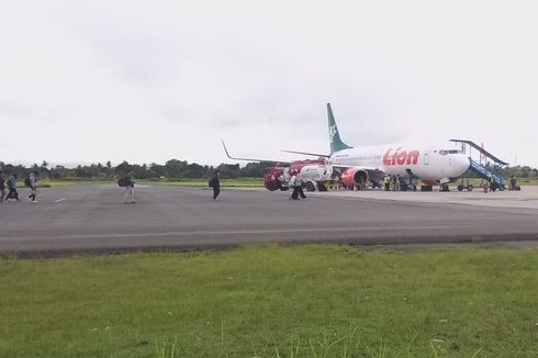 Pesawat Tabrak Garbarata di Merauke, Lion Air Pindah Penerbangan 122 Penumpang