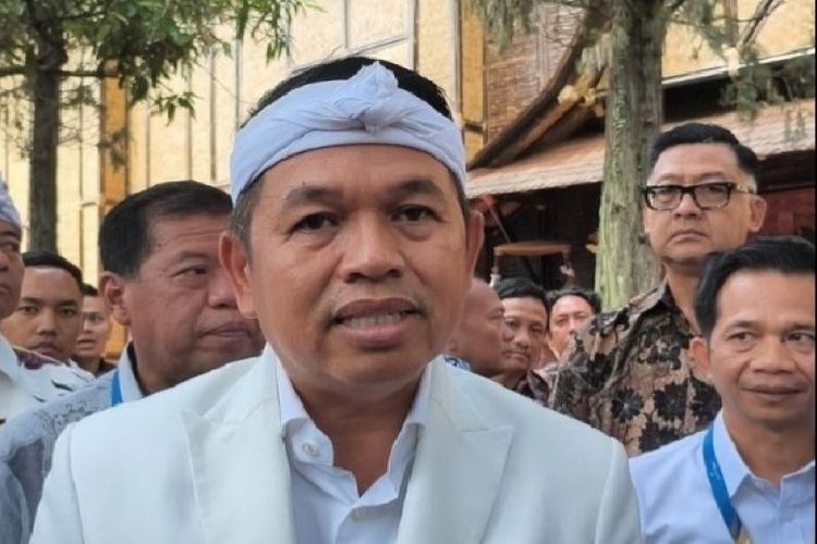 Buntut Kecelakaan, Dedi Mulyadi Desak Polisi Tertibkan Ormas di Pelintasan Sebidang Bekasi