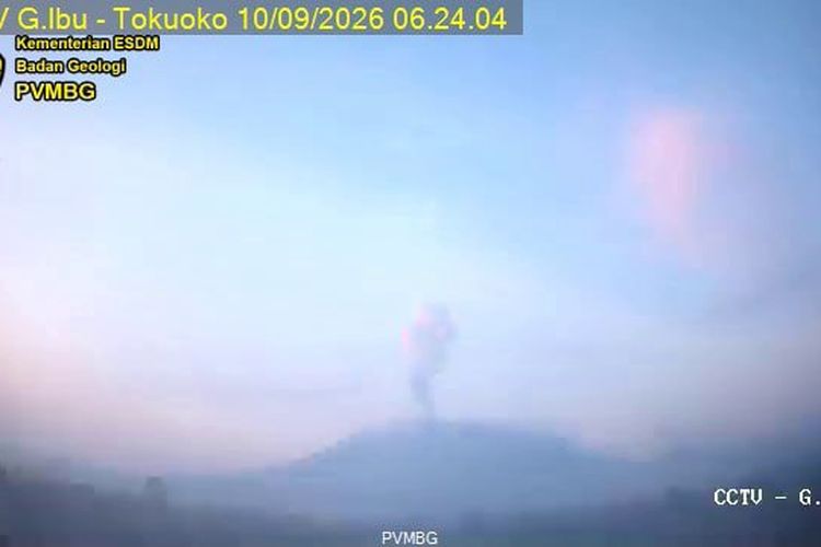 Gunung Ibu Erupsi 35 Kali, Aktivitas Vulkanik Masih Fluktuatif