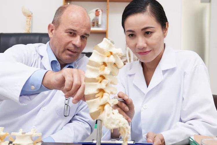 Dokter Ungkap Terapi Sel Punca Bantu Regenerasi Tulang Akibat Kanker & HIV